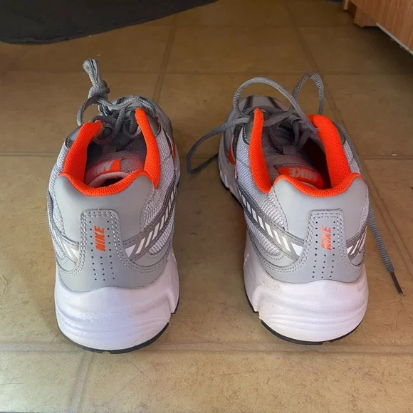 Nike woman shoes - Picture 3 of 3